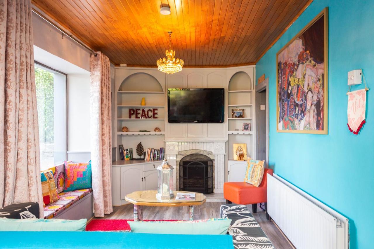 Отель Aloha House Киллорглин Экстерьер фото