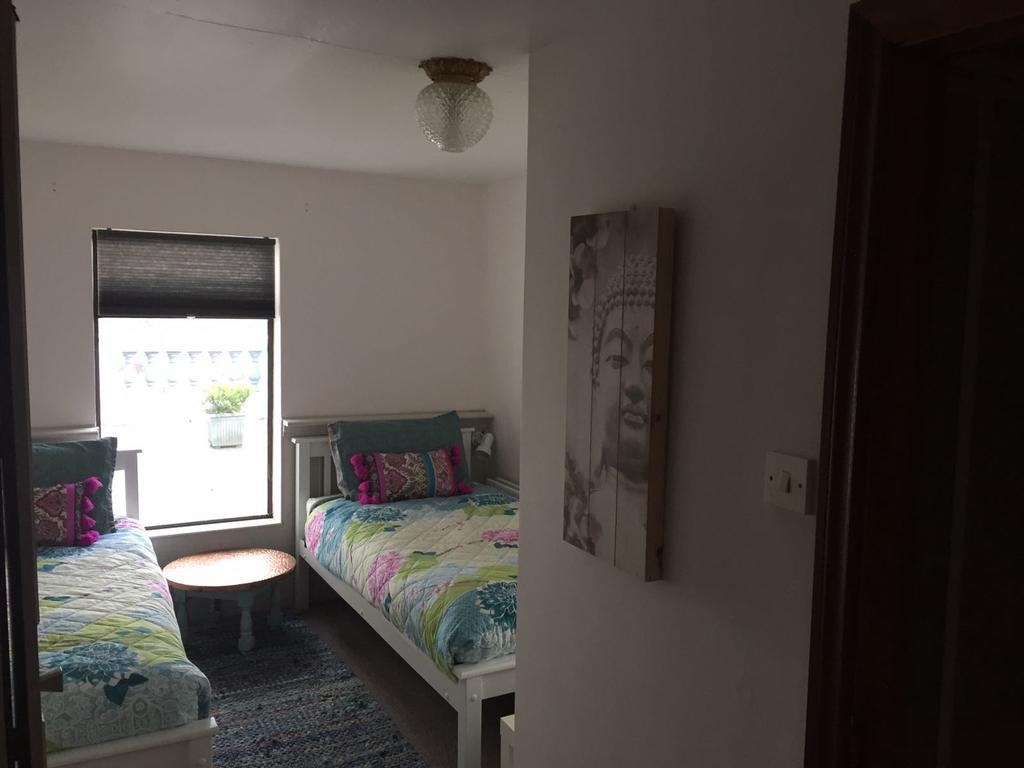 Отель Aloha House Киллорглин Экстерьер фото